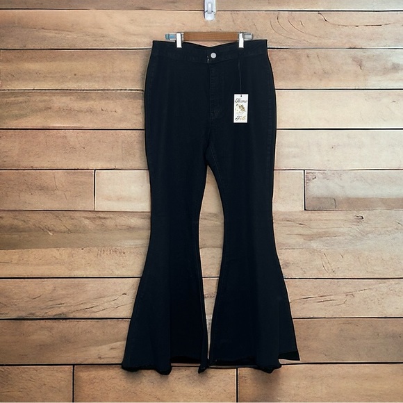 Home Folk Women's Black Flare Jeans - Picture 3 of 16